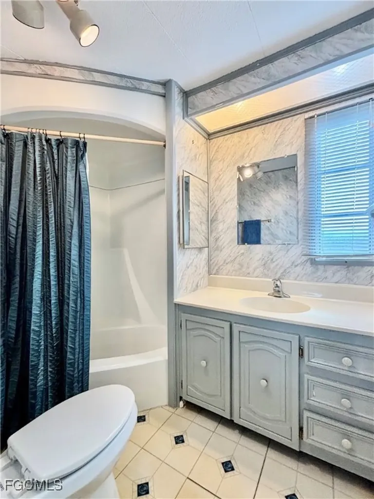 401 Timber Lane N North Fort Myers FL 33917