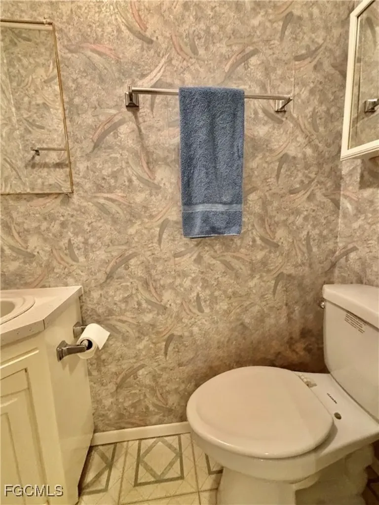 401 Timber Lane N North Fort Myers FL 33917