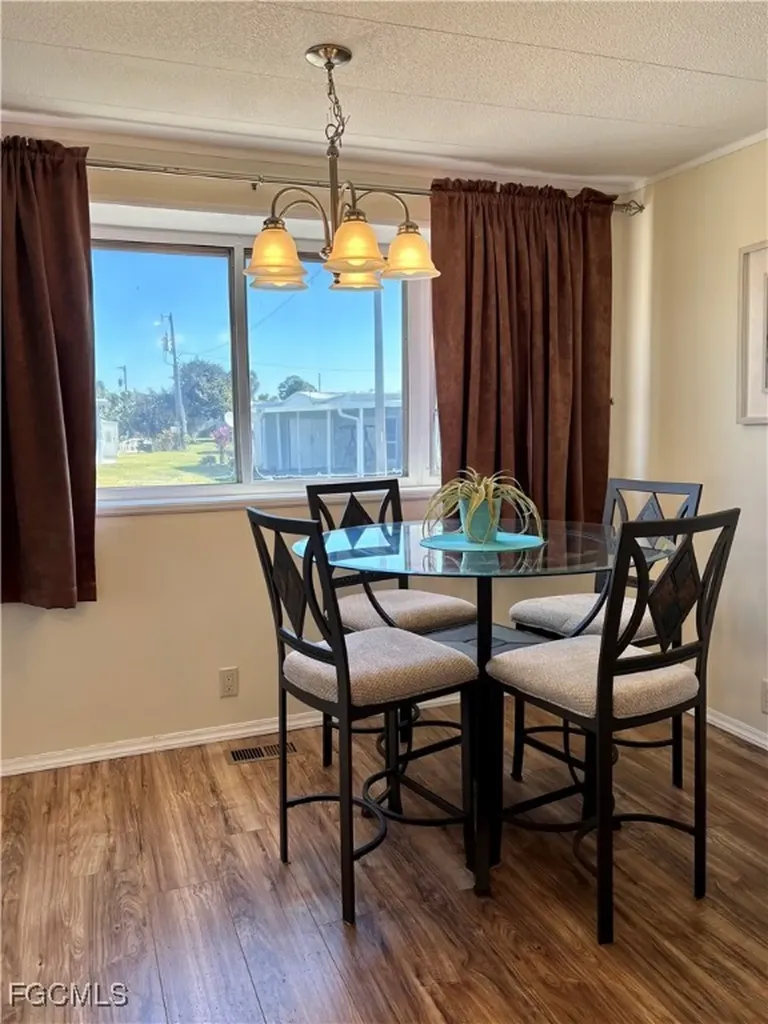 401 Timber Lane N North Fort Myers FL 33917