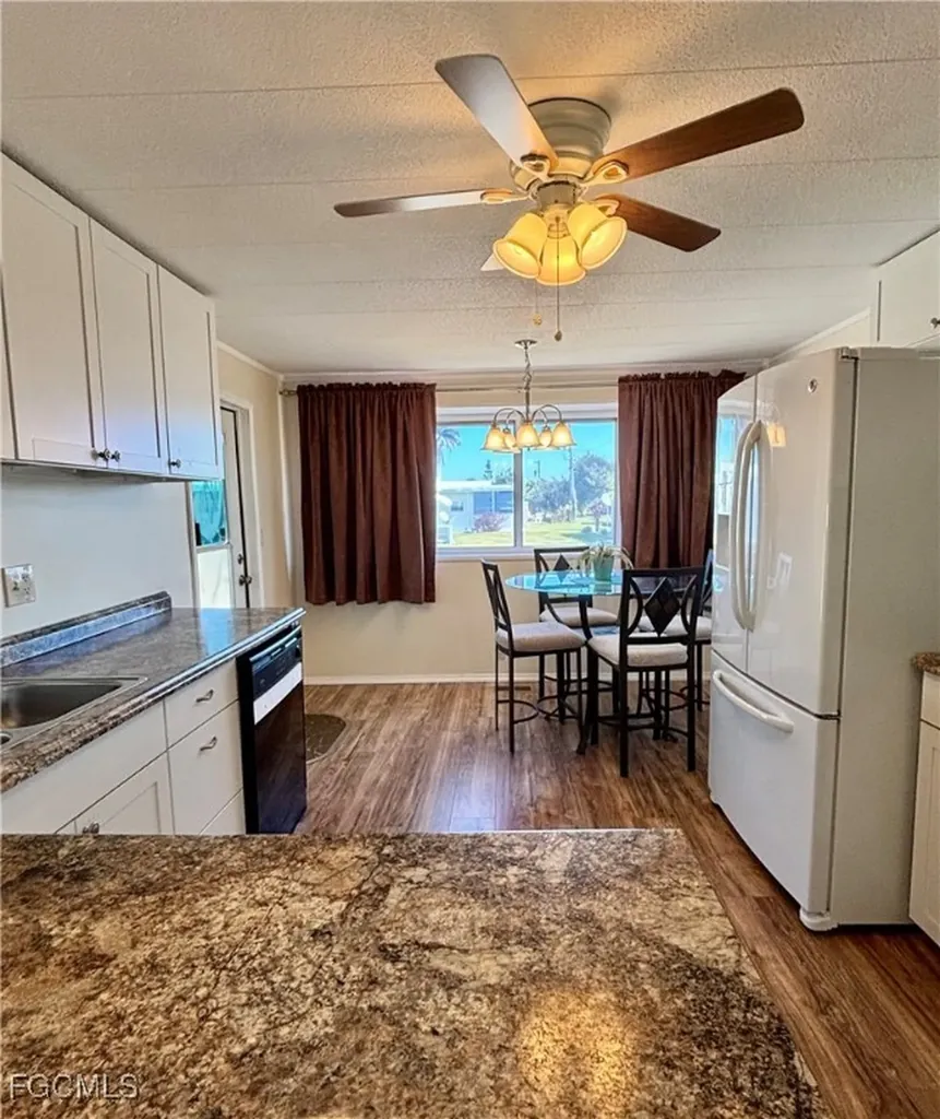 401 Timber Lane N North Fort Myers FL 33917