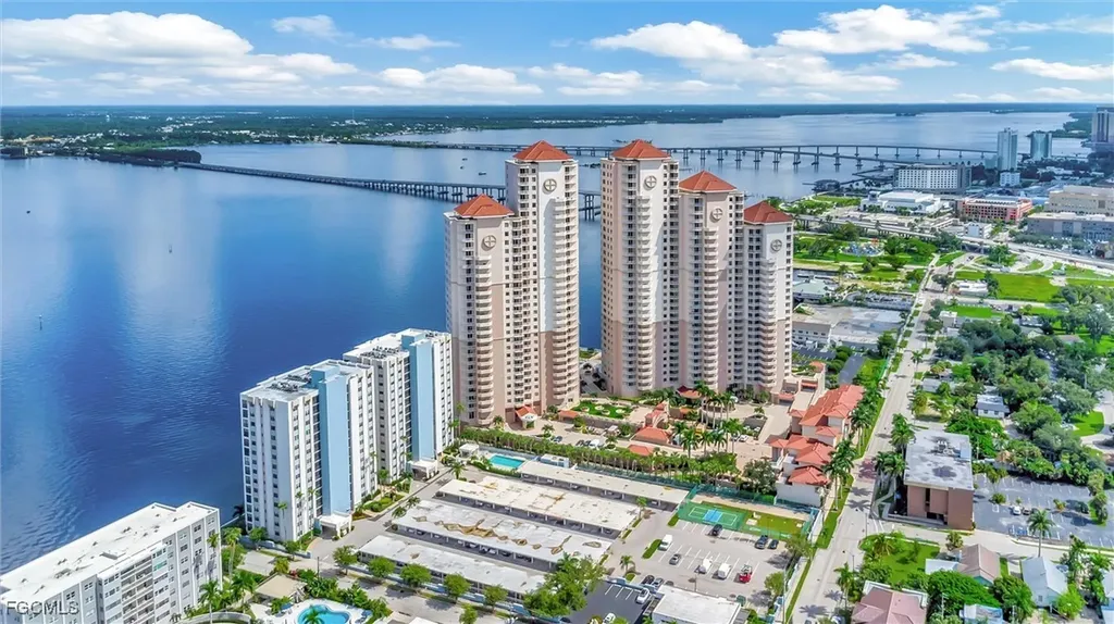 1901 Clifford Street Fort Myers FL 33901