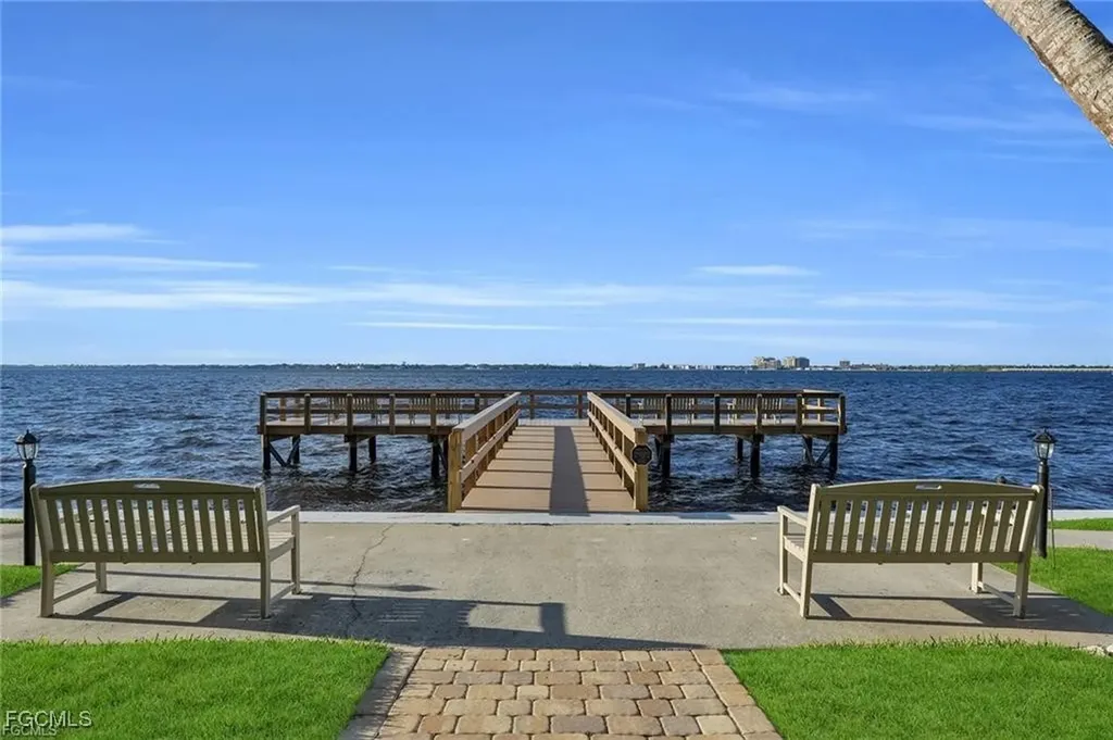 1901 Clifford Street Fort Myers FL 33901