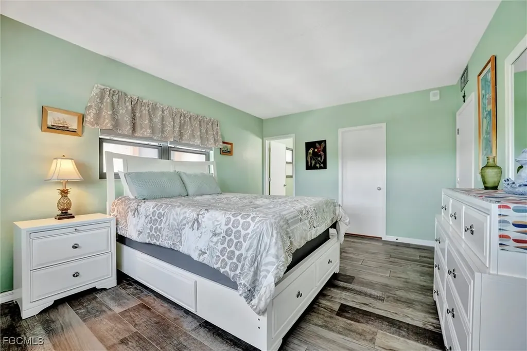 1901 Clifford Street Fort Myers FL 33901