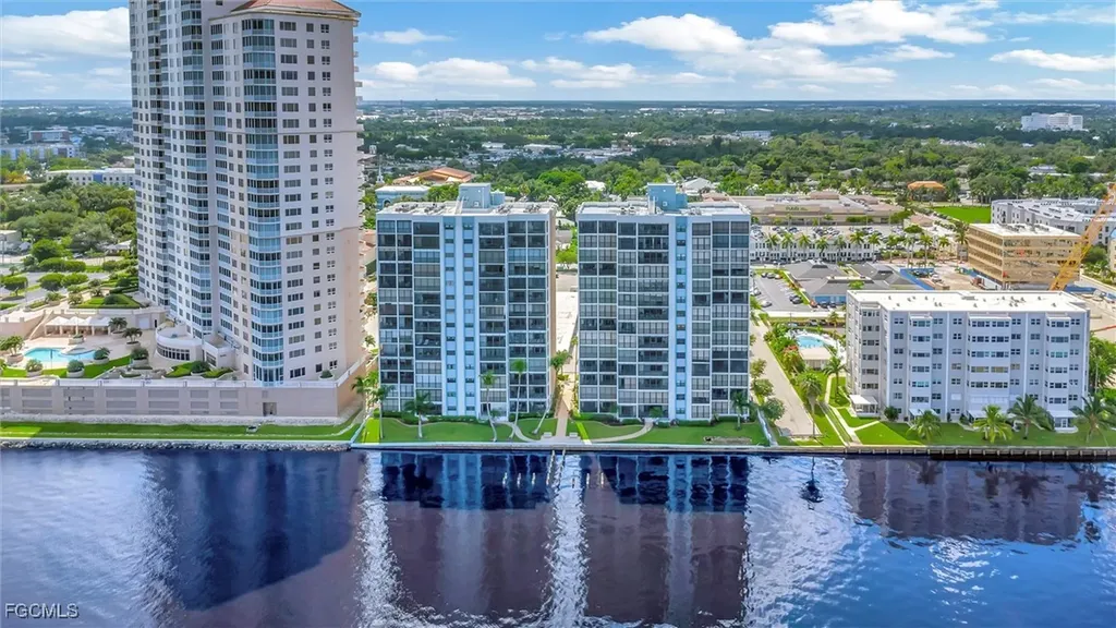 1901 Clifford Street Fort Myers FL 33901