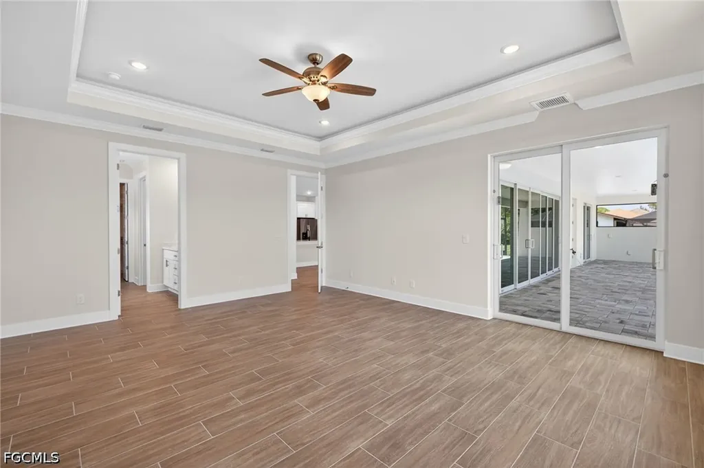 906 SW 12th Terrace Cape Coral FL 33991