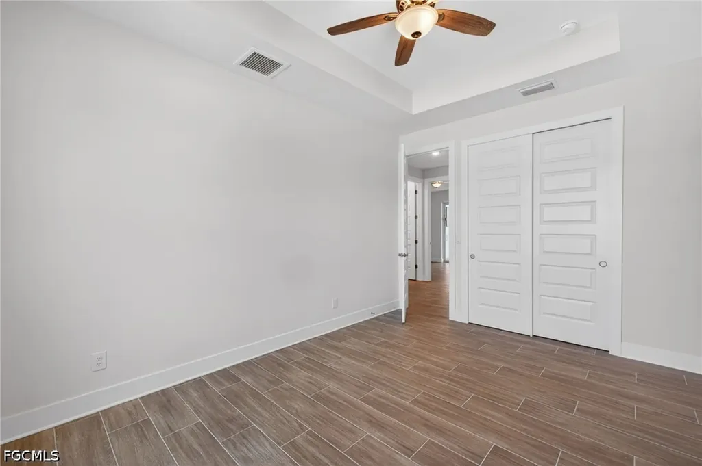 906 SW 12th Terrace Cape Coral FL 33991