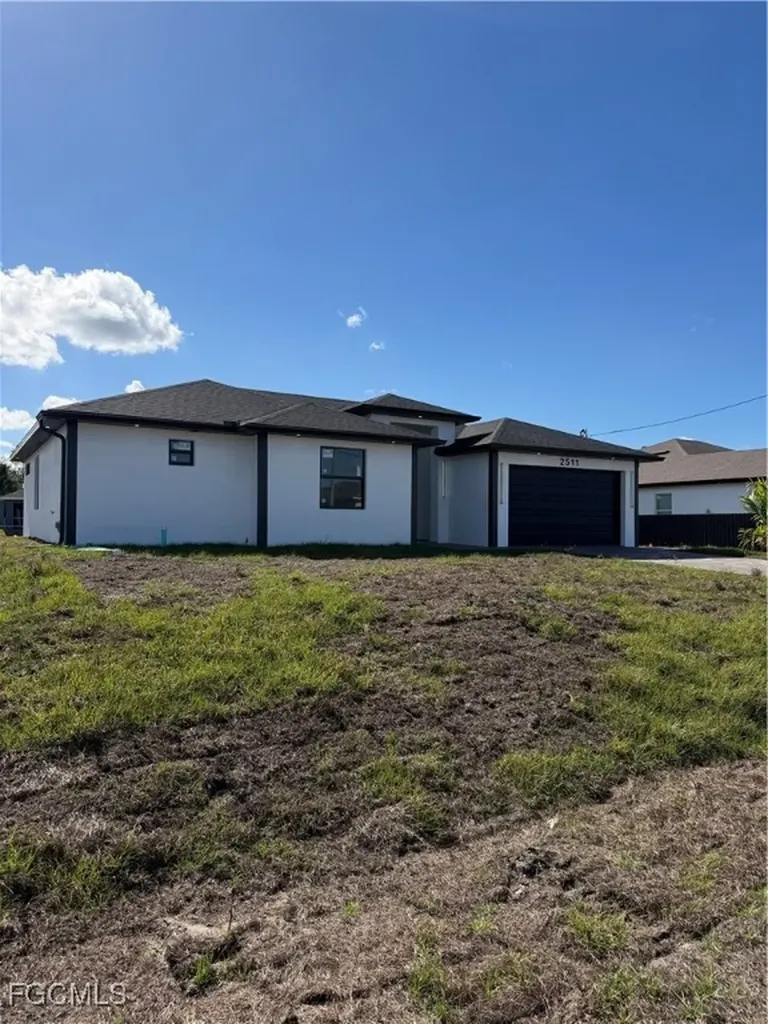 2511 30th Street SW Lehigh Acres FL 33976