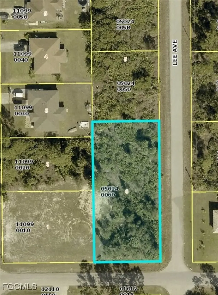 901 Lee Avenue Lehigh Acres FL 33972