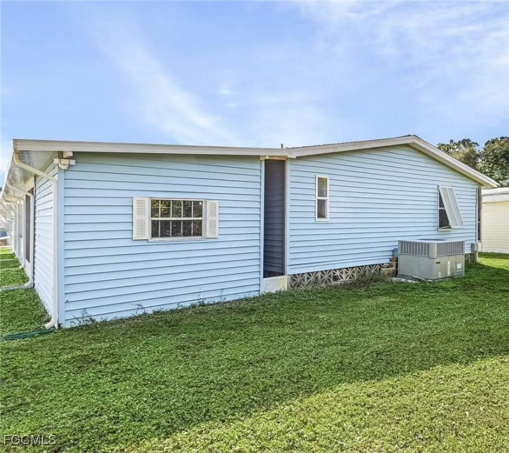 227 Shrub Lane N North Fort Myers FL 33917