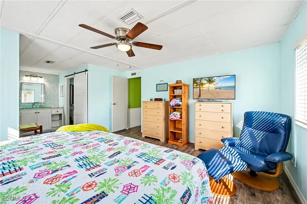 137 Nicklaus Boulevard North Fort Myers FL 33903