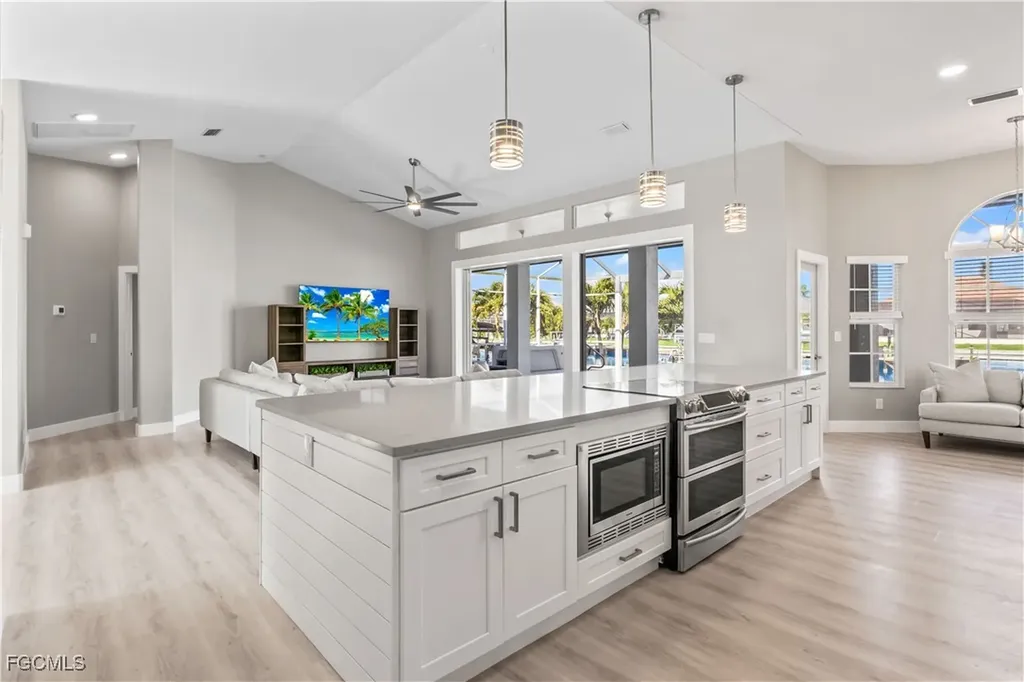 2009 SW 45th Terrace Cape Coral FL 33914