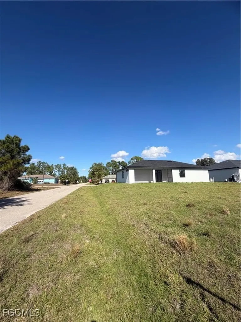 3219 17th Street W Lehigh Acres FL 33971