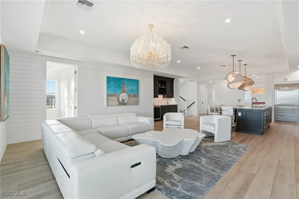 673 Estero Boulevard Fort Myers Beach FL 33931