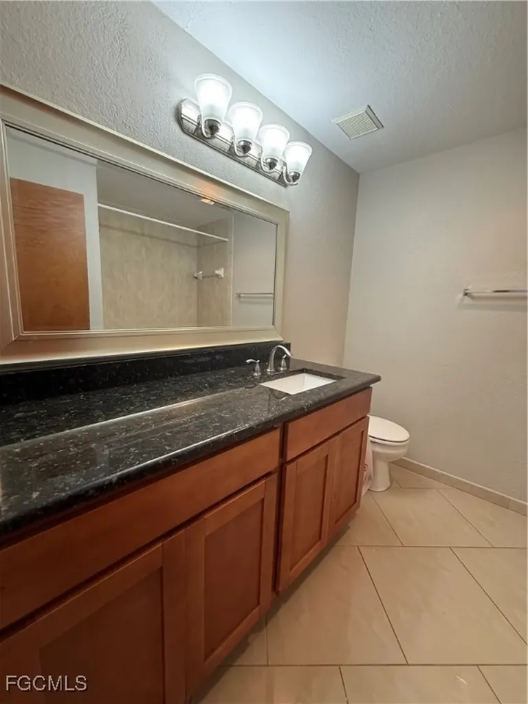 8555 Bernwood Cove Loop Fort Myers FL 33966
