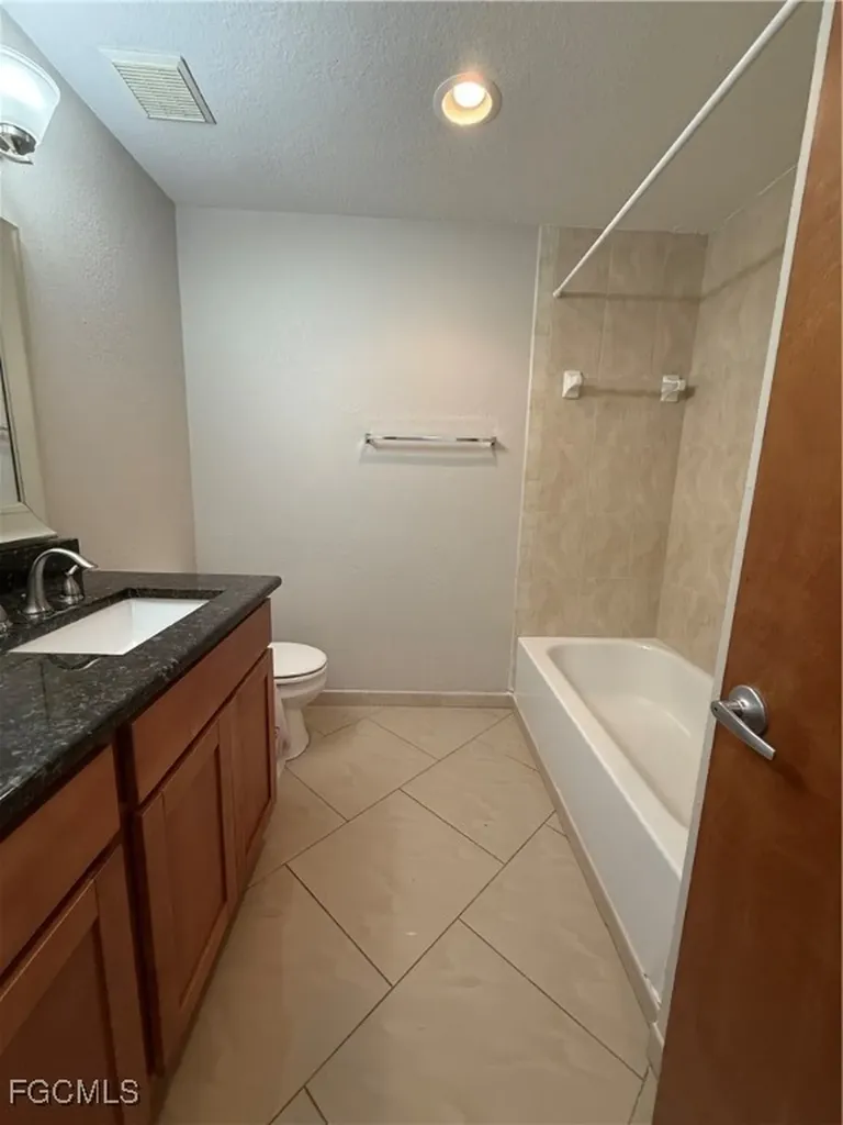 8555 Bernwood Cove Loop Fort Myers FL 33966