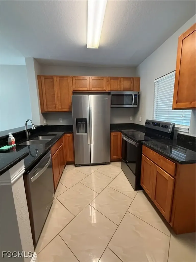8555 Bernwood Cove Loop Fort Myers FL 33966