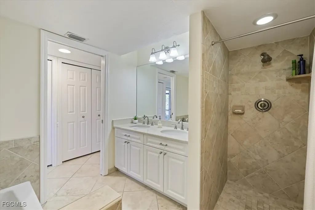 7171 Golden Eagle Court Fort Myers FL 33912
