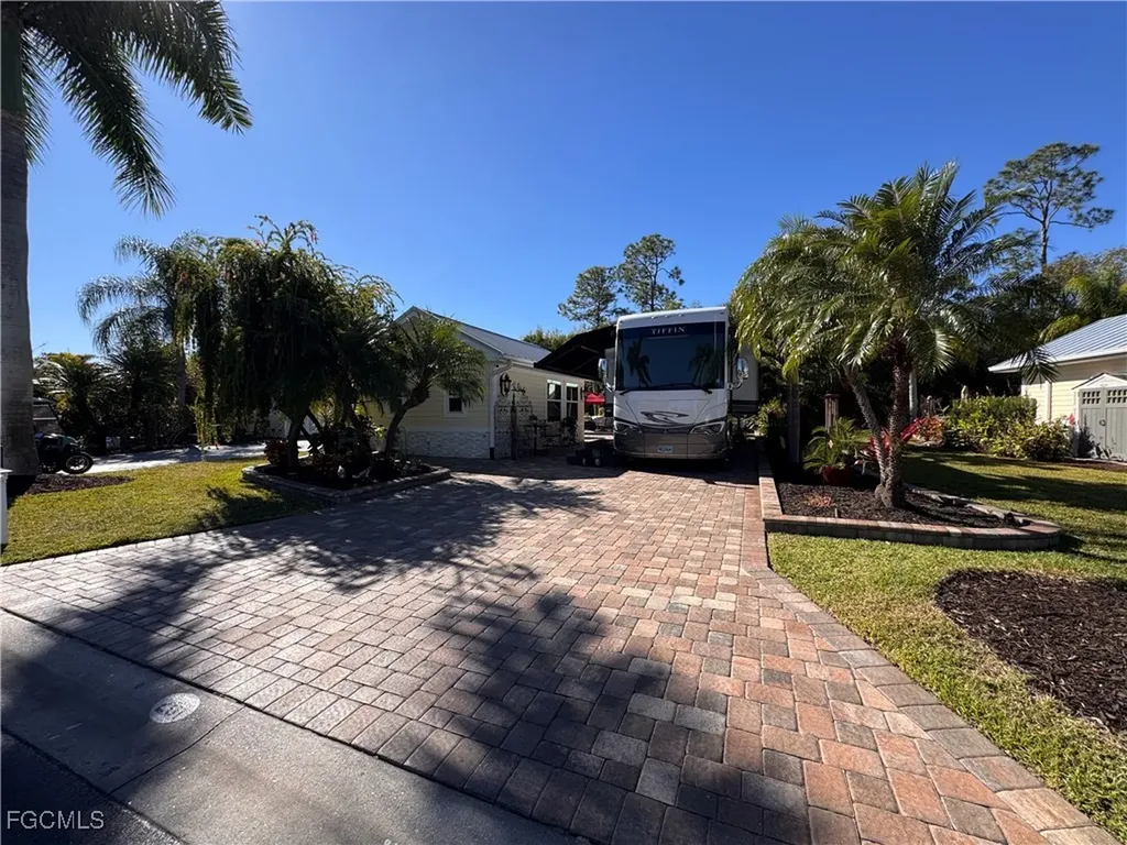 Lot 201 3024 Cupola Lane N Labelle FL 33935