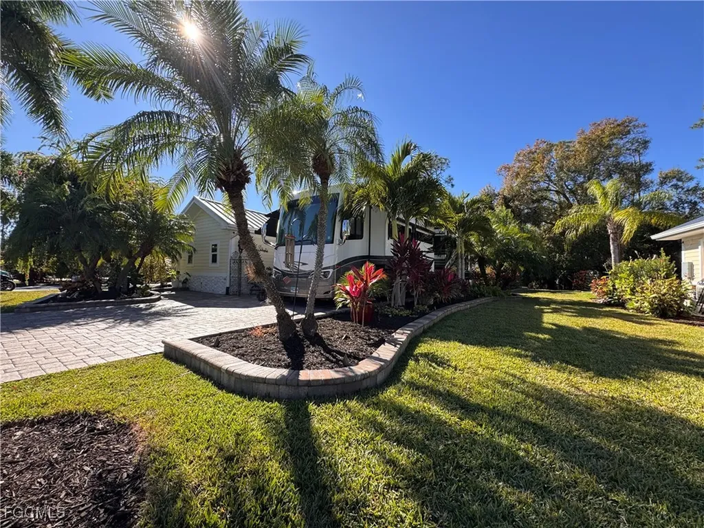 Lot 201 3024 Cupola Lane N Labelle FL 33935