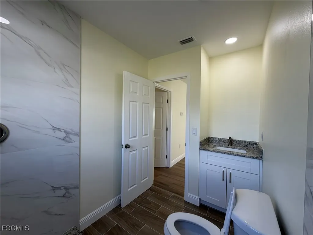 261 Miramar Road Fort Myers FL 33905