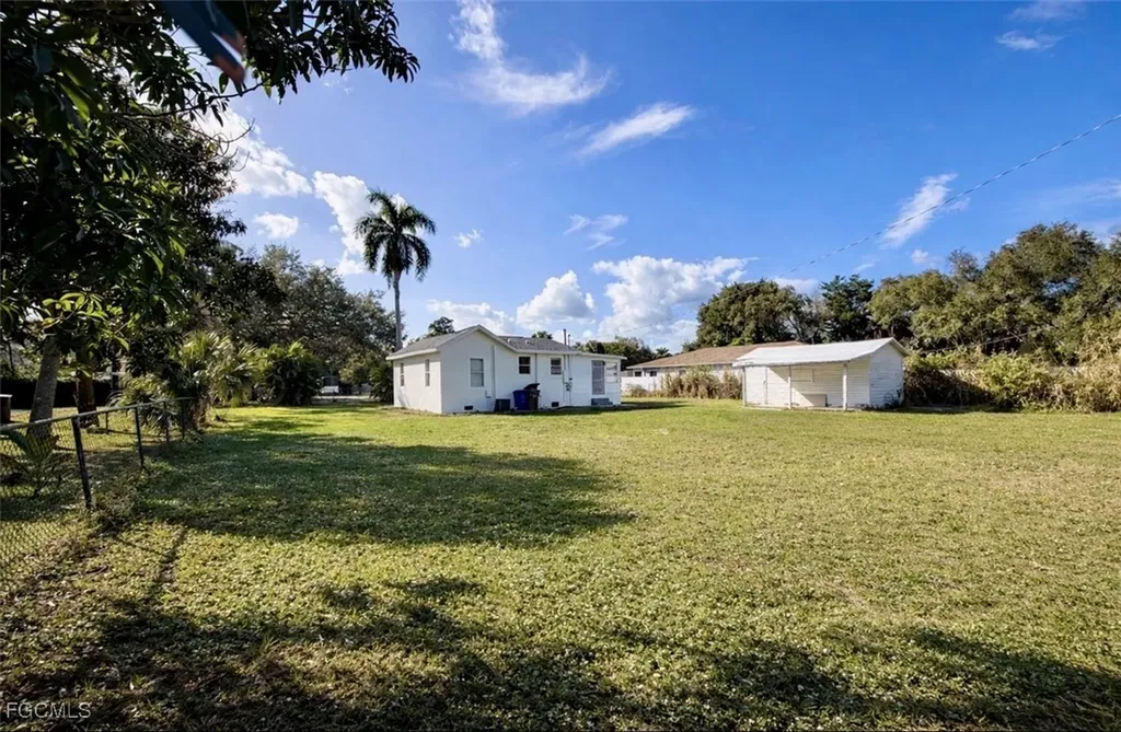 261 Miramar Road Fort Myers FL 33905