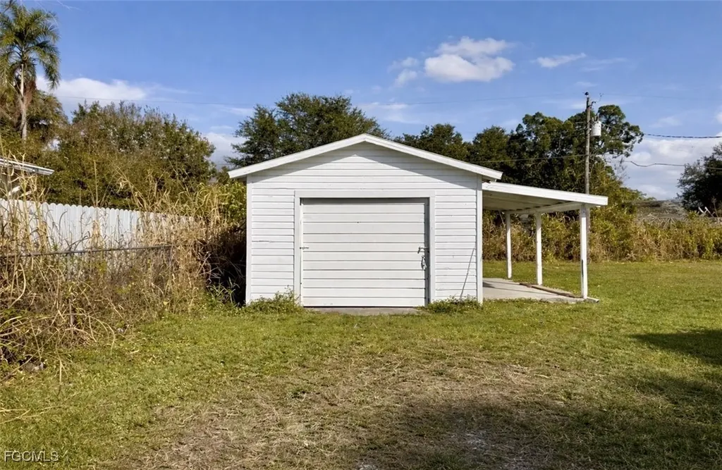 261 Miramar Road Fort Myers FL 33905