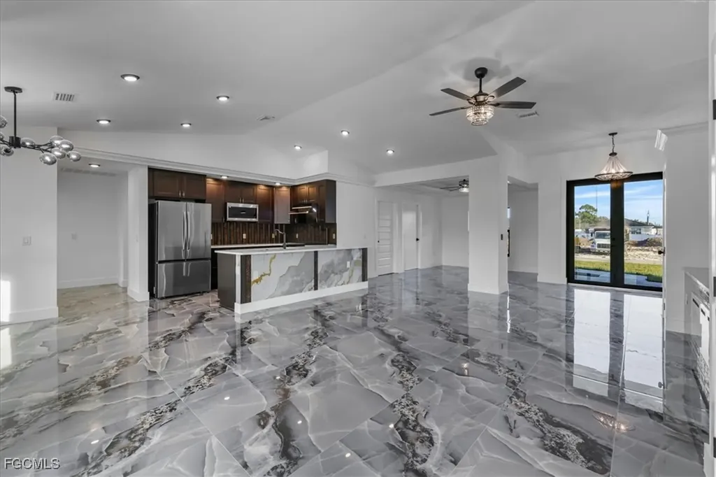 2901 2nd Street SW Lehigh Acres FL 33976
