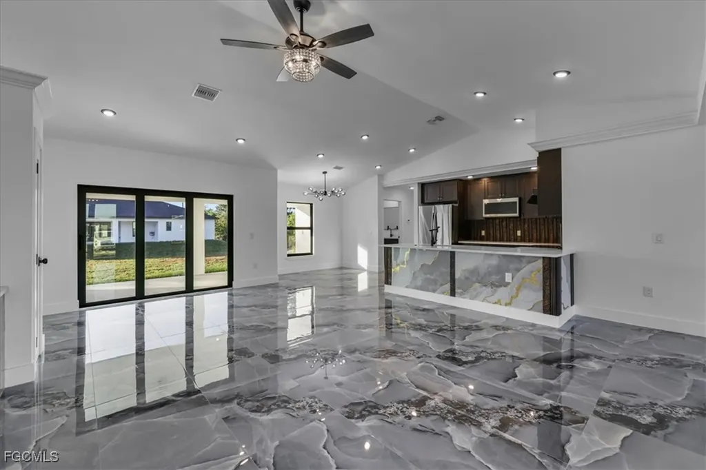 2901 2nd Street SW Lehigh Acres FL 33976