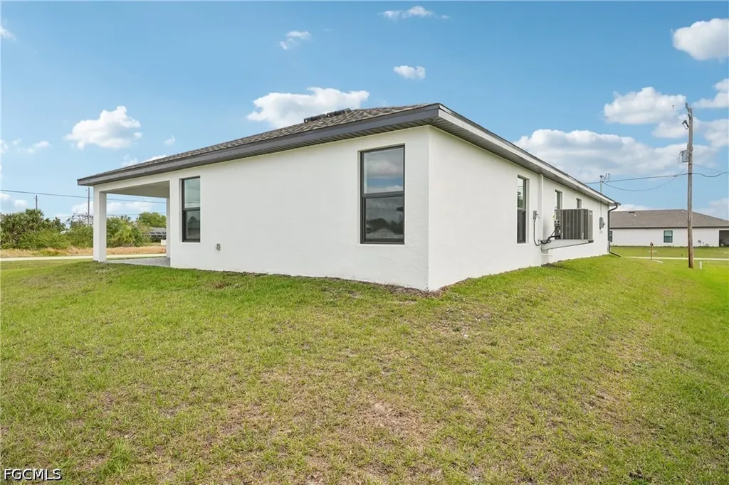 144 Blackstone Drive Fort Myers FL 33913