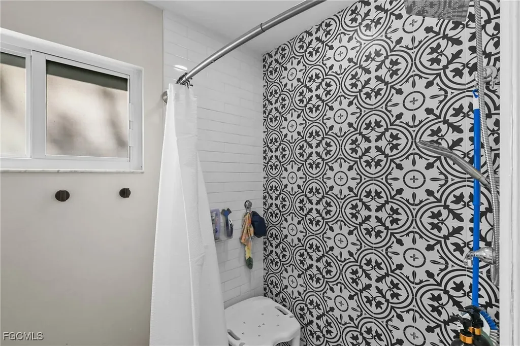 18470 Geranium Road Fort Myers FL 33967