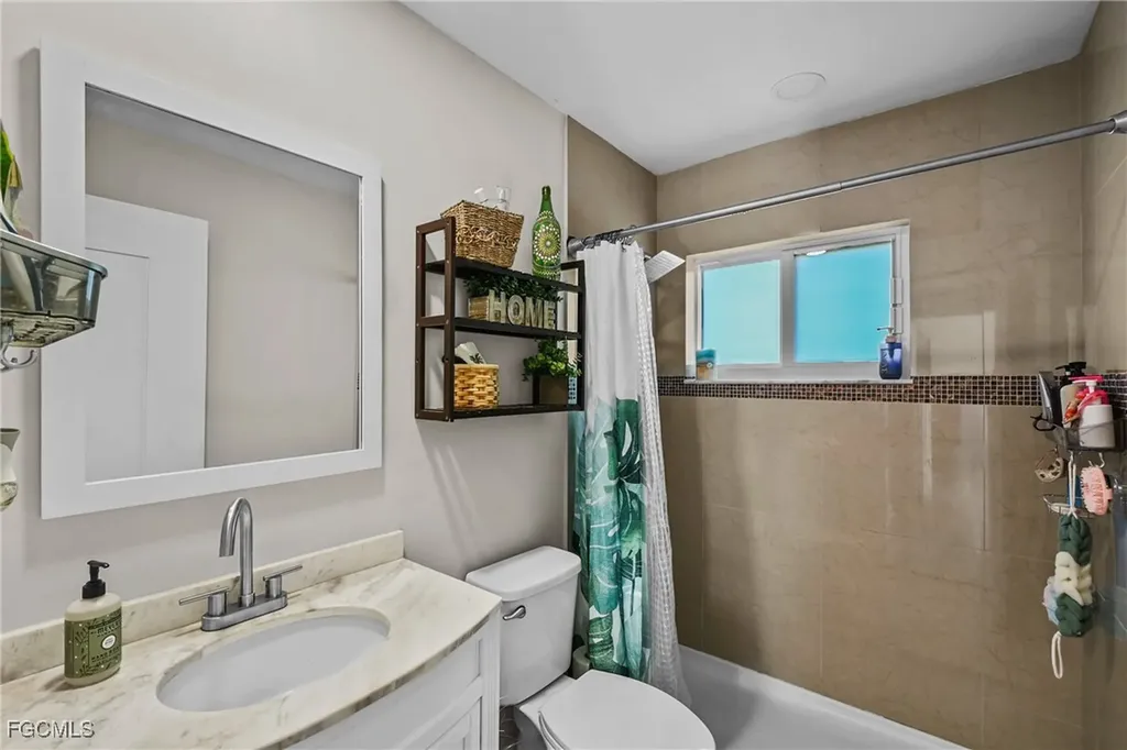 18470 Geranium Road Fort Myers FL 33967