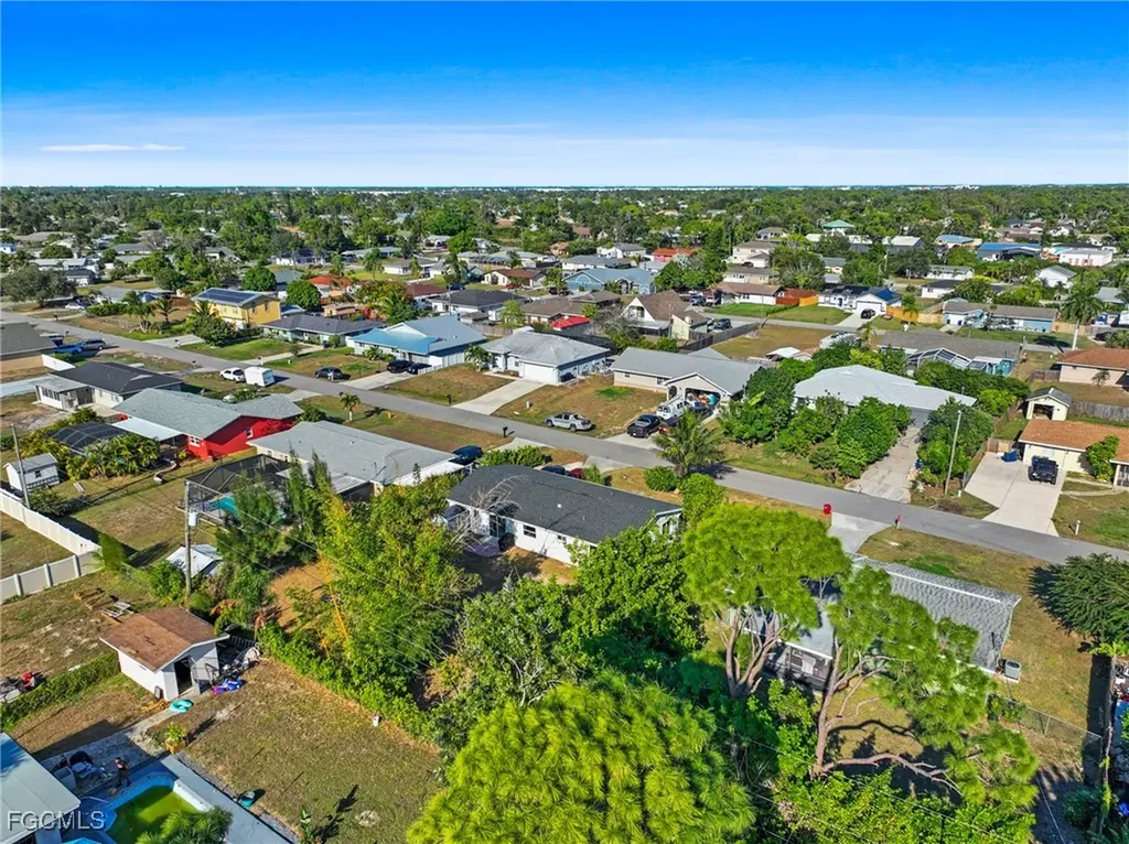 18470 Geranium Road Fort Myers FL 33967