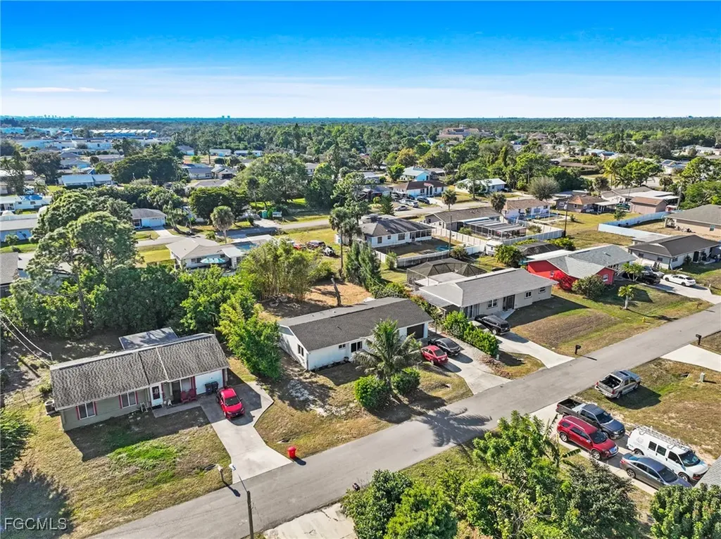 18470 Geranium Road Fort Myers FL 33967