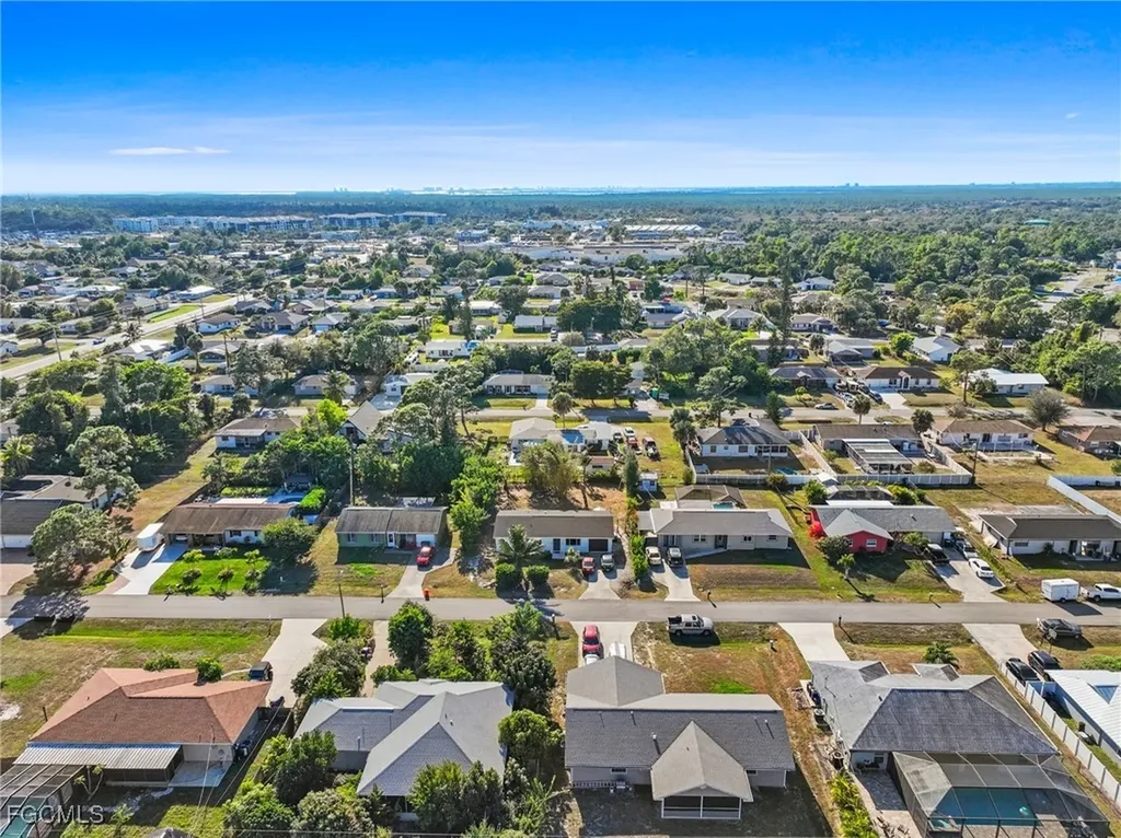 18470 Geranium Road Fort Myers FL 33967