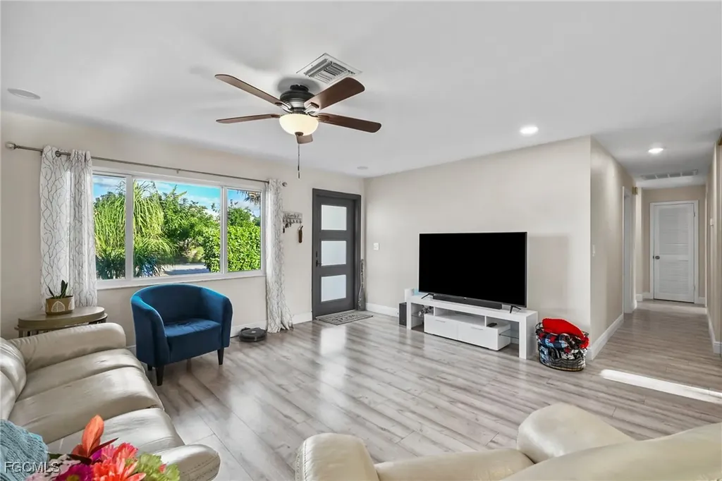18470 Geranium Road Fort Myers FL 33967