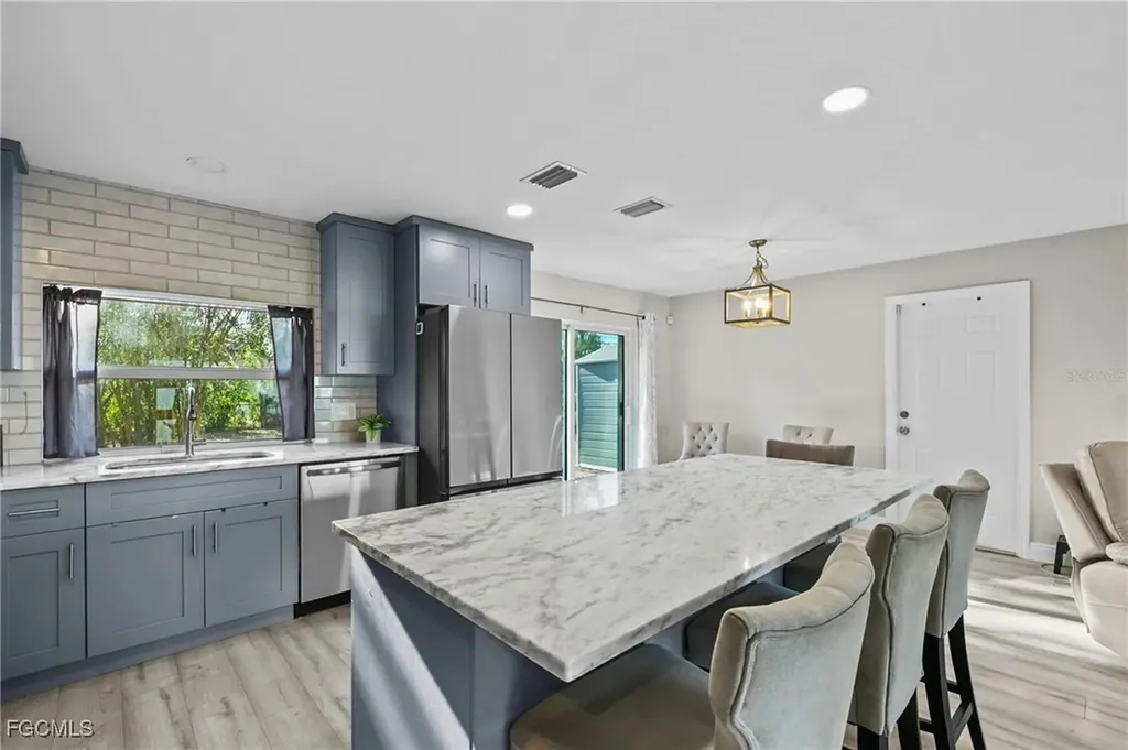 18470 Geranium Road Fort Myers FL 33967
