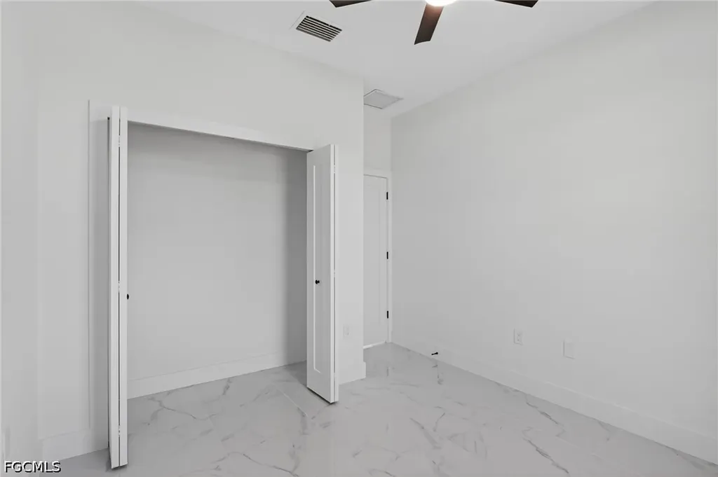 3905 11th Street SW Lehigh Acres FL 33976