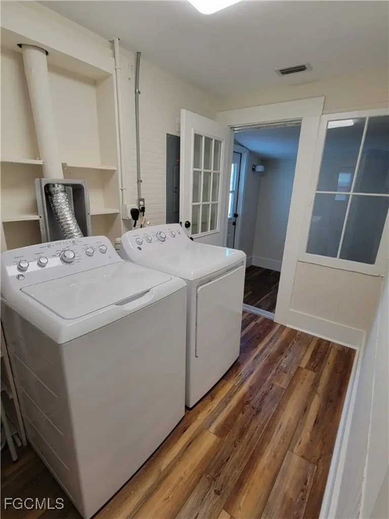 1603 Woodford Avenue Fort Myers FL 33901