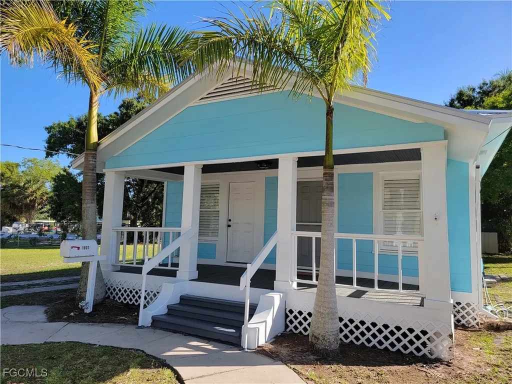 1603 Woodford Avenue Fort Myers FL 33901