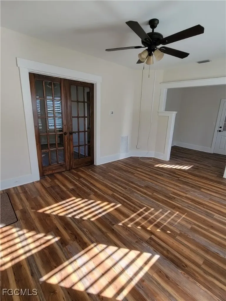 1603 Woodford Avenue Fort Myers FL 33901