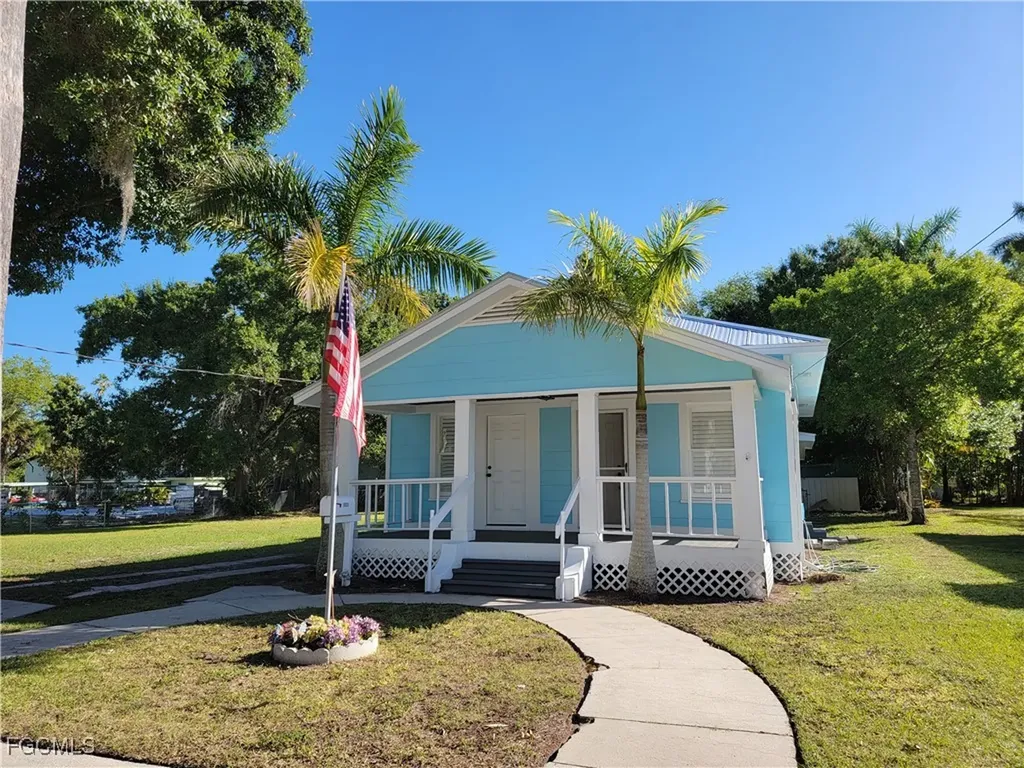 1603 Woodford Avenue Fort Myers FL 33901
