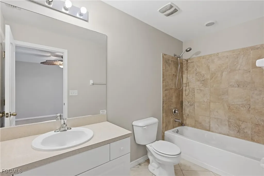 2822 NW 11th Terrace Cape Coral FL 33993