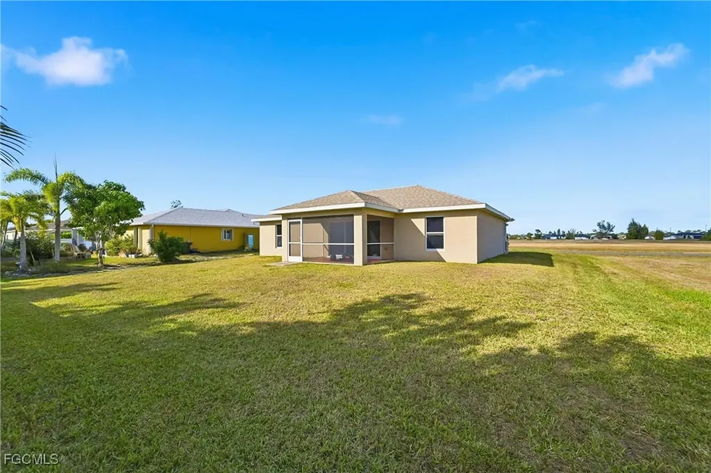 2822 NW 11th Terrace Cape Coral FL 33993