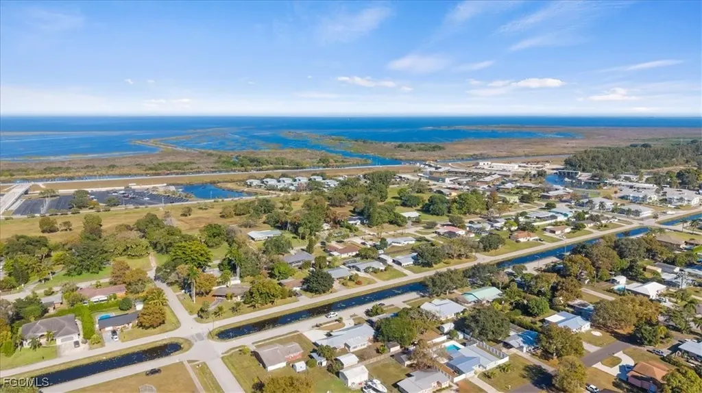 610 E Avenida Del Rio Clewiston FL 33440