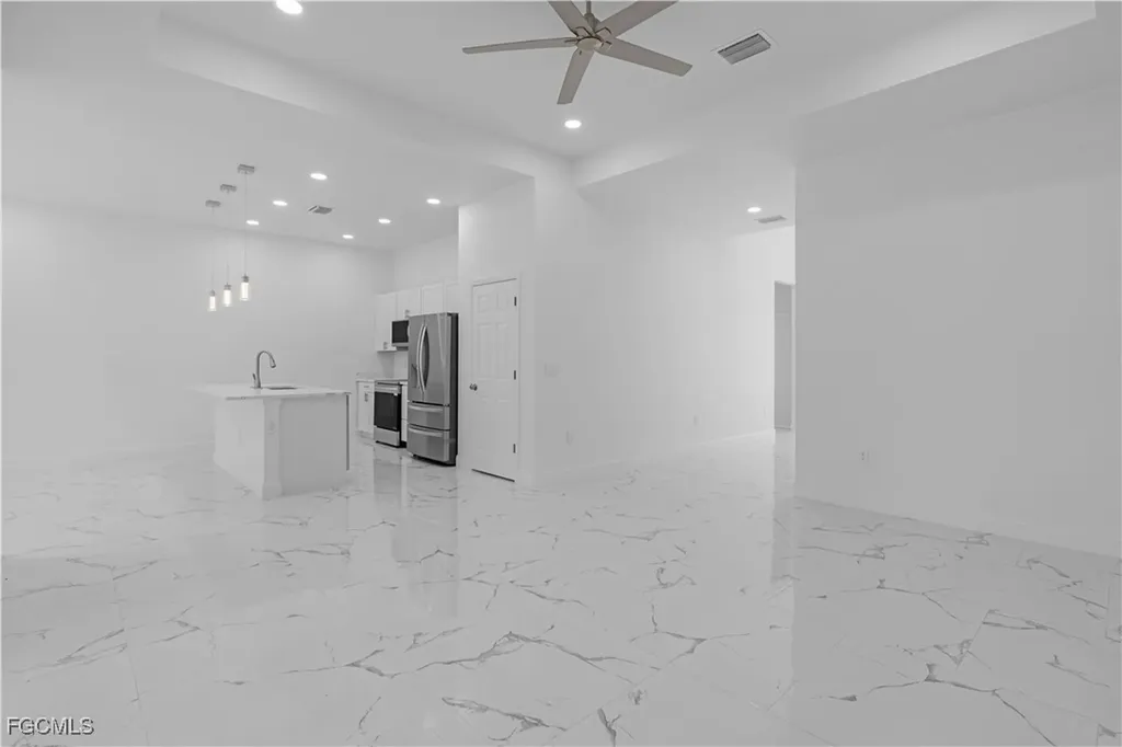 7033 Lotus Circle Labelle FL 33935