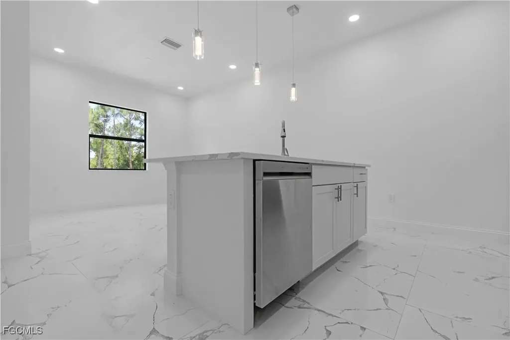 7033 Lotus Circle Labelle FL 33935