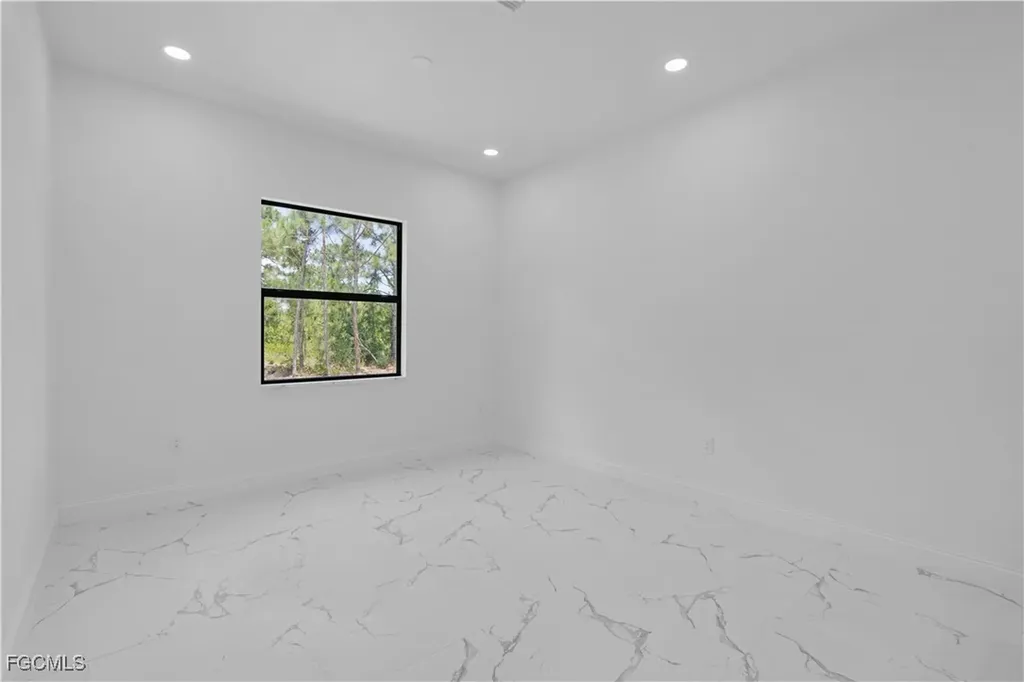 7033 Lotus Circle Labelle FL 33935