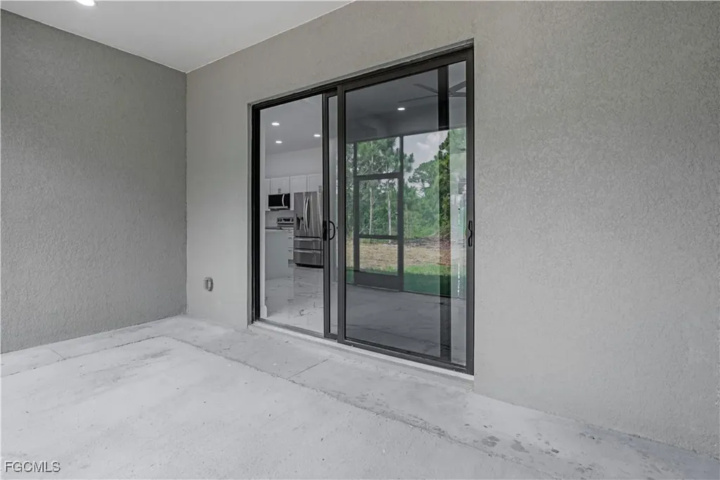 7033 Lotus Circle Labelle FL 33935