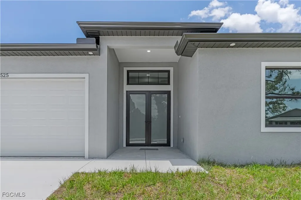 7033 Lotus Circle Labelle FL 33935