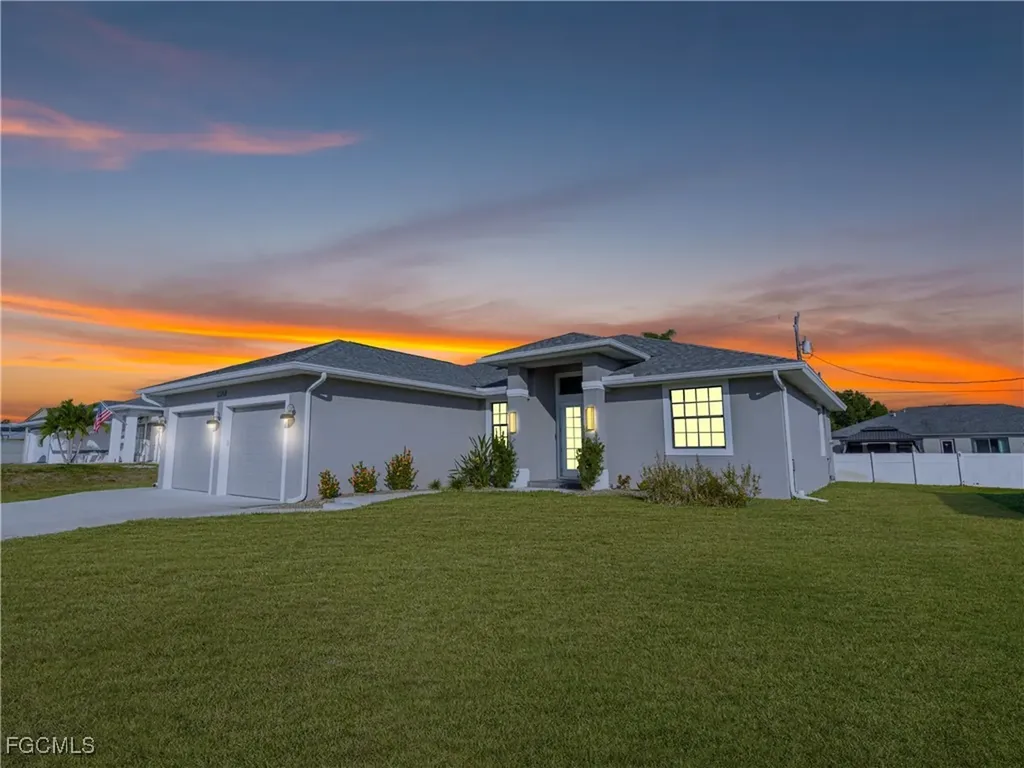 14121 Cedardale Street Fort Myers FL 33905